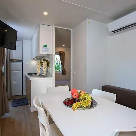 Camping Riccione ריצ'יונה