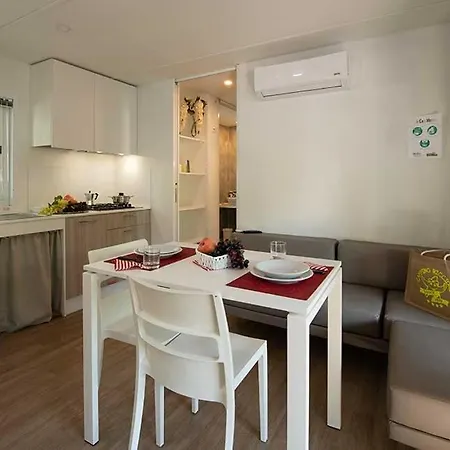 Camping Riccione אתר קמפינג *